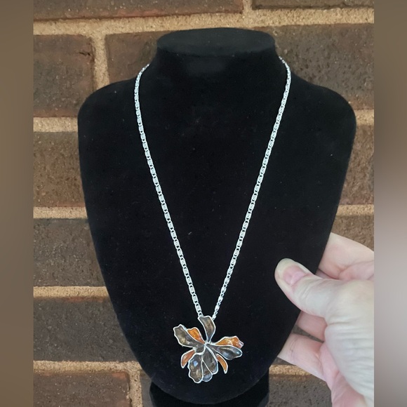 Germany stamped silver tone Floral Pendant Necklace - Picture 1 of 3